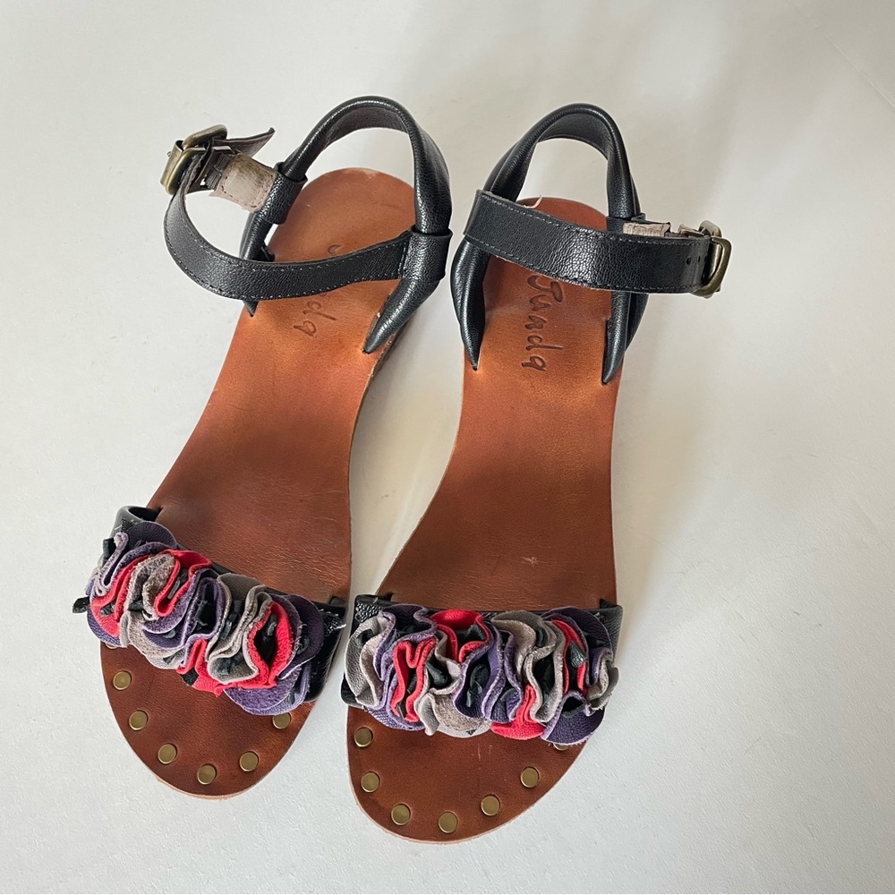 Junda Women’s Colorful Ruffle Leather Sandals size 38